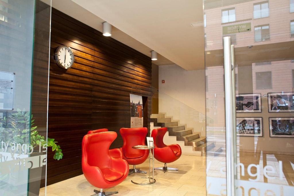 Angel City Center Krakow Aparthotel Cracóvia Exterior foto